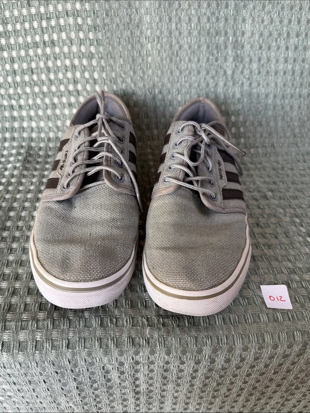 Adidas Seeley Skate Men's Casual Canvas Lace-Up Shoes - Gray with Black Stripes